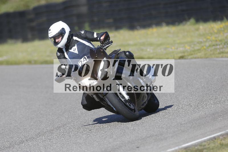 /06 08.04.2026 Cornu Master School ADR/Gruppe blau/24